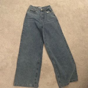 That’s so fetch AU high rise jeans size 0